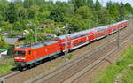 DB Regio AG Nordost mit Lok '112 182-1' [9180 6112 182-1 D-DB], zieht hier den RB10 (18518), zwischen den Bahnhöfen B Jungfernheide und B Spandau mit Ziel Nauen.