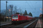 WFL-Ersatzverkehr für Go-Ahead Bayern: Die WFL 112 159-9 kommt am 23.02.2024 mit dem RE 80 aus Treuchtlingen in den Bahnhof Marktbreit und fährt anschließend weiter nach Würzburger