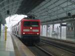 RE33107 von Rostock Hbf.nach Elsterwerda bei der Einfahrt in den Bahnhof Berlin-Spandau.Aufgenommen am 26.03.05