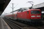 112 127 mit einem RE nach Rheine in Hannover HBF am 24.1.2010.