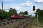 112 120-1 mit dem RE4 (RE 37334) von Ludwigsfelde nach Rathenow, bei der Einfahrt in Nennhausen. 10.06.2012 