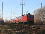 30. Dezember 2012 - 112 110 mit dem RE 3 (RE 18349) nach Wnsdorf-Waldstadt auf dem Berliner Auenring bei Diedersdorf.