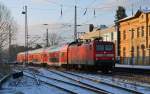 112 116 erreicht am 12.01.13 mit einem RE aus Falkenberg/Elster den Bahnhof Ludwigsfelde.