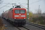 BR 112 (112 123) fährt auf der RE 3 nach Doberlug-Kirchhain. Aufgenommen am 19.11.2014 bei der Durchfahrt Großbeeren.
