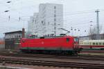 Die 112 187-0 der DB Regio AG am 17.02.2016 in Berlin-Lichtenberg.
Die Maschine wurde 1994 in der AEG Hennigsdorf unter der Fabriknummer 21559 gebaut.
