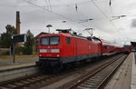 112 107 hat am 8.10.2016 mit dem RE5 (RE4356) von Wünsdorf-Waldstadt nach Rostock Hauptbahnhof den Bahnhof Güstrow erreicht.