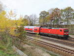 Nachschuss nach RE 5 mit Schublok 112 182 nach Rostock auf dem südlichen Berliner Außenring am 13.