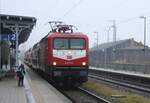  Schulzug  / Da fuhr sie noch selbst : DB 112 101-1 vor Zug auf Linie RE3 / Bf Anklam / 13.12.2021