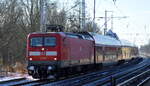 DB Regio AG, Region Nordost mit  112 104  (NVR-Nummer: 91 80 6112 104-5 D-DB ) um dem RE3 Richtung Schwedt am 21.01.22 Berlin Buch.
