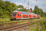 Die 112 133 von DB Regio schob am 11.06.2022 den RE7 Leerpark von Greifswald nach Stralsund Hbf. Aufgenommen bei der Durchfahrt in Miltzow.