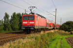 112 165 schob am 04.09.2022 den RE 3 3317 von Stralsund Hbf nach Berlin Hbf. Aufgenommen in Andershof.