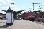 DB 112 166, vermietet an die WEE, mit der RB 31947 (Abellio Ersatzverkehr) nach Halle (S) Hbf, am 24.08.2022 in Saalfeld (S).