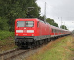 112 101+112 104(hinten)mit RE 13290(Warnemünde-Berlin Ostbahnhof)bei der Durchfahrt im Haltepunkt Rostock-Bramow.09.07.2016