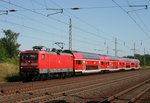 112 103 mit RE 4364 (Elsterwerda–Rostock Hbf) am 23.06.2016 in Luckau-Uckro, aufgenommen vom Bahnsteigende  