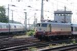 TRI 112 268-69 am 11.06.2025 gegen 18:15 Uhr Höhe Köln Hansaring bei der Ausfahrt aus dem Bw-Köln Bbf.
