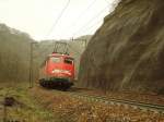 113 309-9 mit dem Pbz 1961 nach M�nchen zwischen Geislingen(Steige) und Amstetten. Eingereiht waren u.a. 1116 025, Bimz, Bomz, n-Wagen und am Zugschluss half 151 114-6. 22.12.08