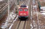 Tele-Aufnahme der 113 268 bei der Durchfahrt in Bitterfeld am 18.01.09. Sie f�hrt nach Leipzig um von dort aus den IC 1934 nach Oldenburg zu bespannen.