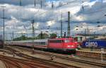 Hier f�hrt die Berliner 113 267-9 am 19.09.2013 mit dem Pbz 2459 in den Endbahnhof Basel Bad Bf.