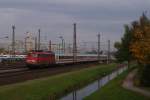 113 268-7 mit einem Sonderzug in Dsseldorf-Derendorf am 28.10.2011