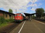 DB AutoZug 113 267-9 mit dem Lr 78393 nach Dortmund Scharnhorst, bei der Ausfahrt in Eltville; 17.09.2010