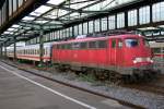 Die 113 268-7 mit dem D 2421 von Norddeich Mole nach Kln in Duisburg HBF am 25.09.2011