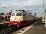 E10 1309 (113 309) mit AKE Rheingold am 12.06.16 in Frankfurt am Main Süd Bhf Gleis 7