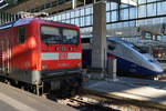 DB: Impressionen des Bahnhofs Stuttgart Hbf vom 3.