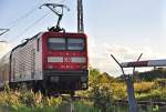 Bremslichter an und wech  - 114 011 hat Stralsund verlassen und schiebt ihre RE in Richtung Grimmen am 29.09.2010