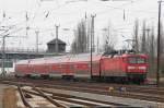 114 026 mit RE 3 nach Stralsund am 27.11.2010 in Angerm�nde