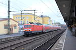 Der RE50 steht am Nachmittag des 27.12.2016 im Bahnhof Fulda.