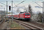 Nachschuss auf 114 035-9 (112 035-1) der DB ZugBus Regionalverkehr Alb-Bodensee GmbH (RAB | DB Regio Baden-Württemberg) als RE 22035 von Stuttgart Hbf nach Tübingen Hbf, der den Bahnhof Stuttgart-Untertürkheim auf Gleis 6 durchfährt.
Aufgenommen am Ende des Bahnsteigs 4/5.
[11.3.2020 | 15:32 Uhr]