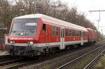 Lokbespannter Ersatzzug auf der Linie RB 46 Fahrtrichtung Gelsenkirchen: Wittenberger Steuerwagen und 112 (eigentlich 114) 024 in Bochum-Riemke am 22.2.22.