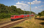 114 005 zog am 02.07.2023 den RE5 3514 Berlin Südkreuz - Stralsund, in den Bahnhof von Demmin herein.