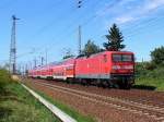 114 005-2 kommt mit RE38352 aus Elsterwerda.
