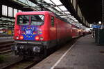 Nachschuss auf 114 006 in Duisburg Hbf mit dem werktäglichen Verstärkerzug nach Emmerich.