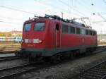 115 154 wartet im Vorfeld des Mnchner Hbf auf weitere Aufgaben, 18.10.2008.