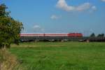 115 459 fhrt mit einem Autozug am 15.08.08 ber die Weserbrcke bei Dreye in Richtung Bremen.