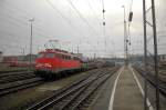 115 323 am 14.03.09 mit CNL 1289 `Pyxis´ von Hamburg-Altona nach Mnchen-Ost bei der Ausfahrt Mnchen Hbf