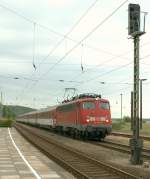 115 332-9 mit EC 379 von Binz nach Brno in Lietzow am 18. Juni 2009.