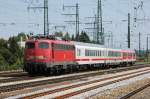 115 307 am 01.08.09 mit PbZ 1962 nach Frankfurt in Mnchen-Pasing