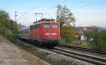 Eine super Lok - 115 114-1 (ex 110 114-6) mit einem PbZ am Esig Efringen-Kirchen am 24. Oktober 2009.