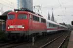 Die 115 350-1 fuhr am 24.10.2010 mit einem Pbz durch Kln Messe Deutz.
