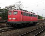 DB 115 198-4 fhrt solo durch Kln West im Herbst 2009