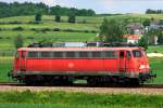 Beim Warten auf eine weitere ganz besondere Lok erwischt: 115 346-9 der DB AutoZug GmbH im Lokportrait auf Solofahrt Richtung Augsburg an der KBS 980 bei Konzenberg. (28.05.2012).