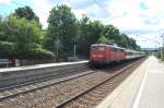 BR 115 114-1 fhrt am 22. Juli 2012 durch den Bahnhof Goldberg in Bblingen
