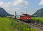 115 459 mit IC 1281 am 11.08.2012 unterwegs bei Niederaudorf.