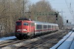 115 350 am 03.03.13 mit IC 2206 nach Nrnberg in Mnchen-Lochhausen