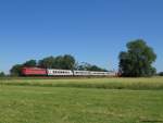 115 198 zieht den Pbz von Kassel nach Dortmund durch die Felder bei Scharmede.