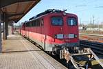 Am Nachmittag des 25.02.2019 stand 115 198-4, njun mit einer 101er, immer noch abgestellt auf Gleis 99 im Badischen Bahnhof von Basel und wartete dort darauf, drei Tage später den PbZ nach Frankfurt (Main) Hbf zu bespannen.