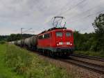 Die 139 222 am 21.06.2011 mit einem Kesselwagenzug unterwegs bei Plling.